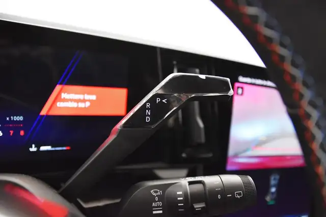 Renault Austral view 13
