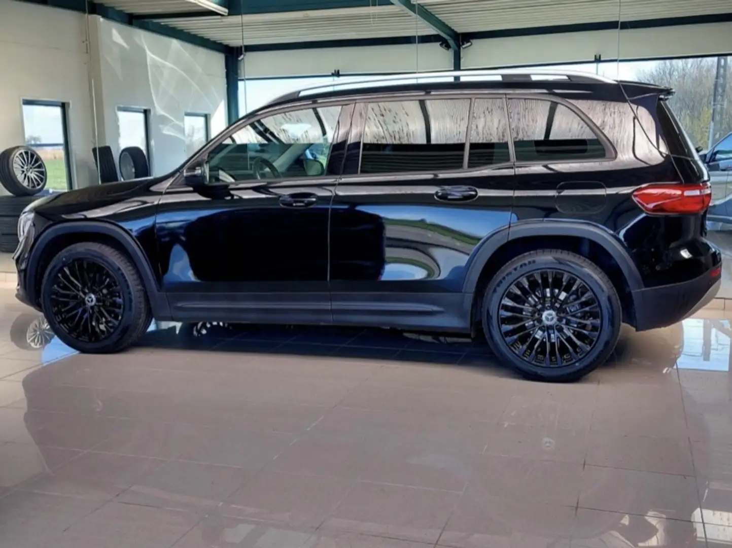 Mercedes-Benz GLB 180 d 8G-DCT - 1