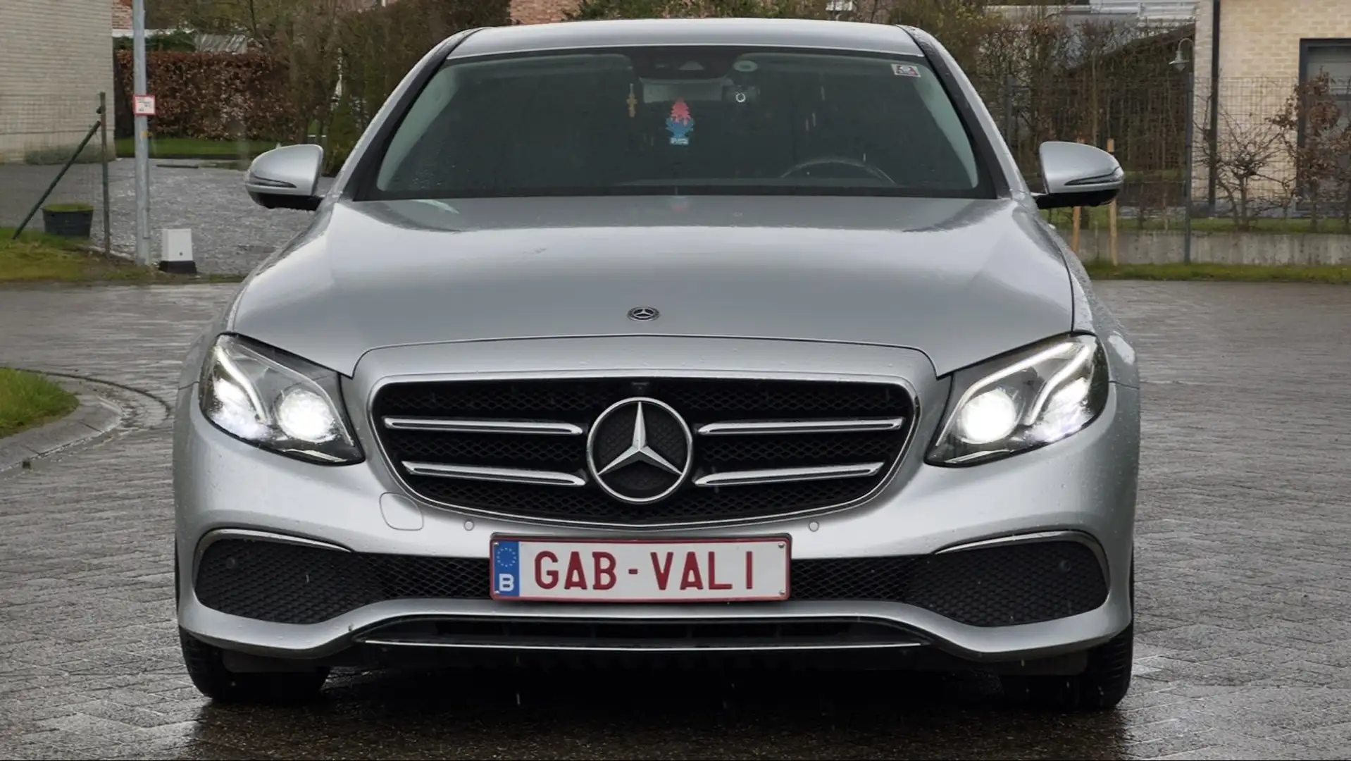 Mercedes-Benz E 200 d 9G-TRONIC - 2