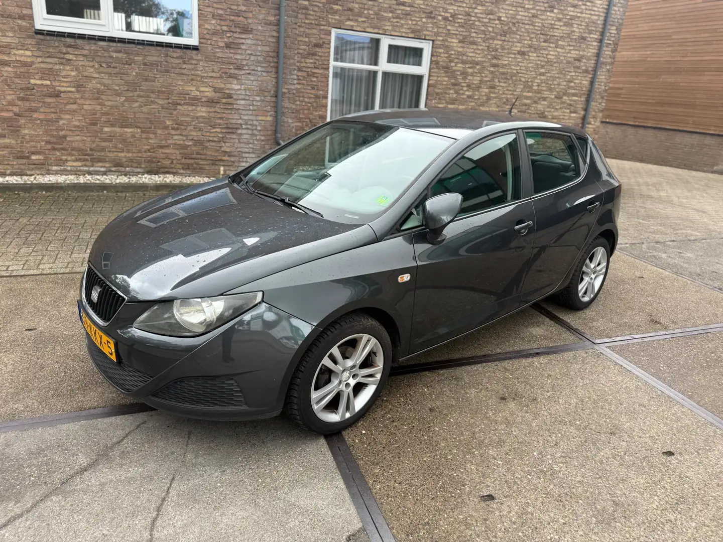 SEAT Ibiza 1.2 Club (( toutch scherm ))) Gris - 2