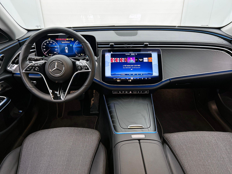 Mercedes-Benz E 300 DE Break Luxury Line | Trekhaak | Distronic | Memo — photo 3