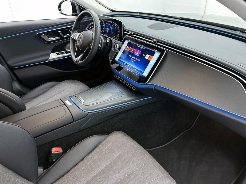 Mercedes-Benz E 300 DE Break Luxury Line | Trekhaak | Distronic | Memo — photo 9