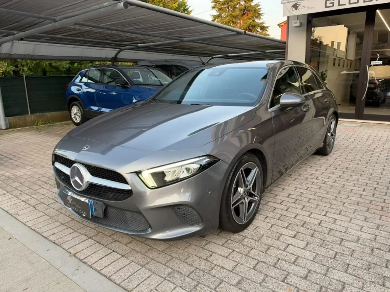 Mercedes-Benz A 180