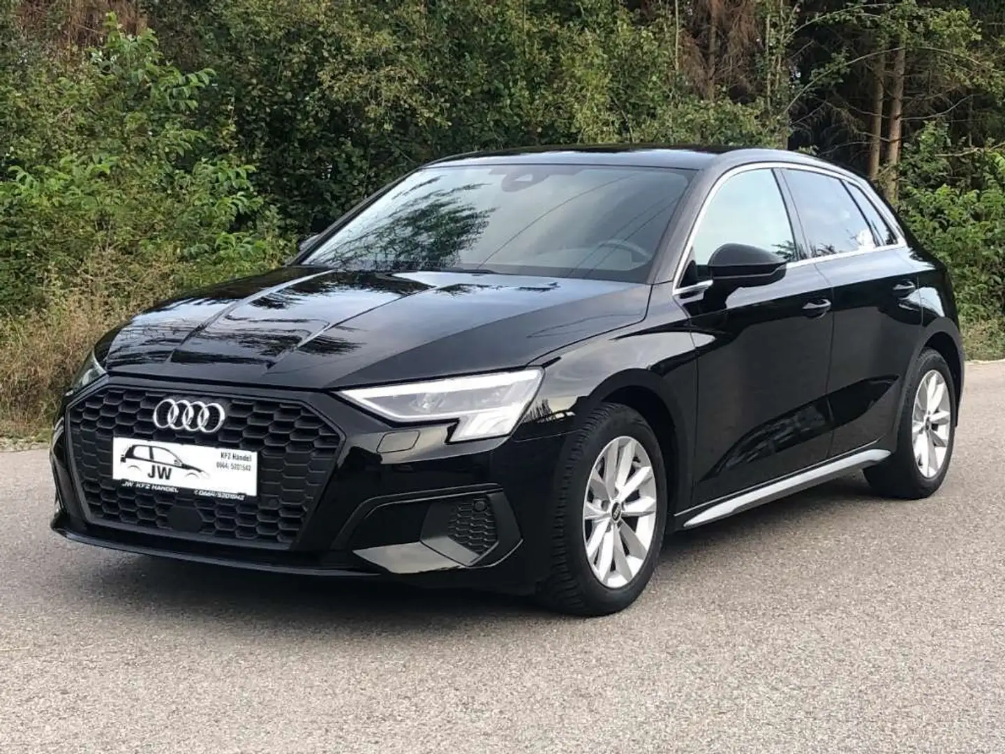 Audi A3 1.Besitz,Garantie-2026,Neuwertig Negro - 1