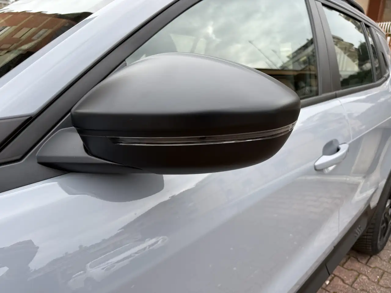 Jeep Avenger 1.2 turbo e-hybrid mhev Upland 4xe 145cv edct6 12