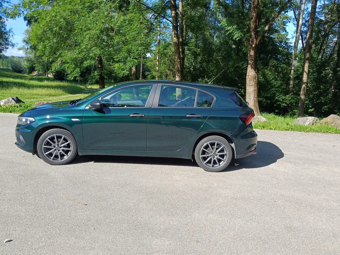 Fiat Tipo Tipo 1,4 16V 95 Street Street Grün - 2