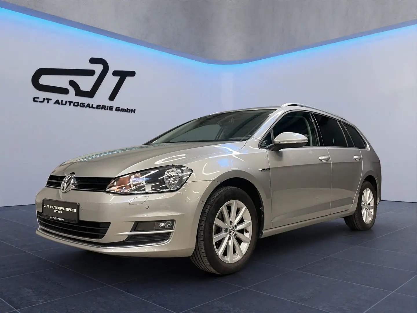 Volkswagen Golf VII Var. Lounge*DSG*KAMERA*SHZ* Argent - 1