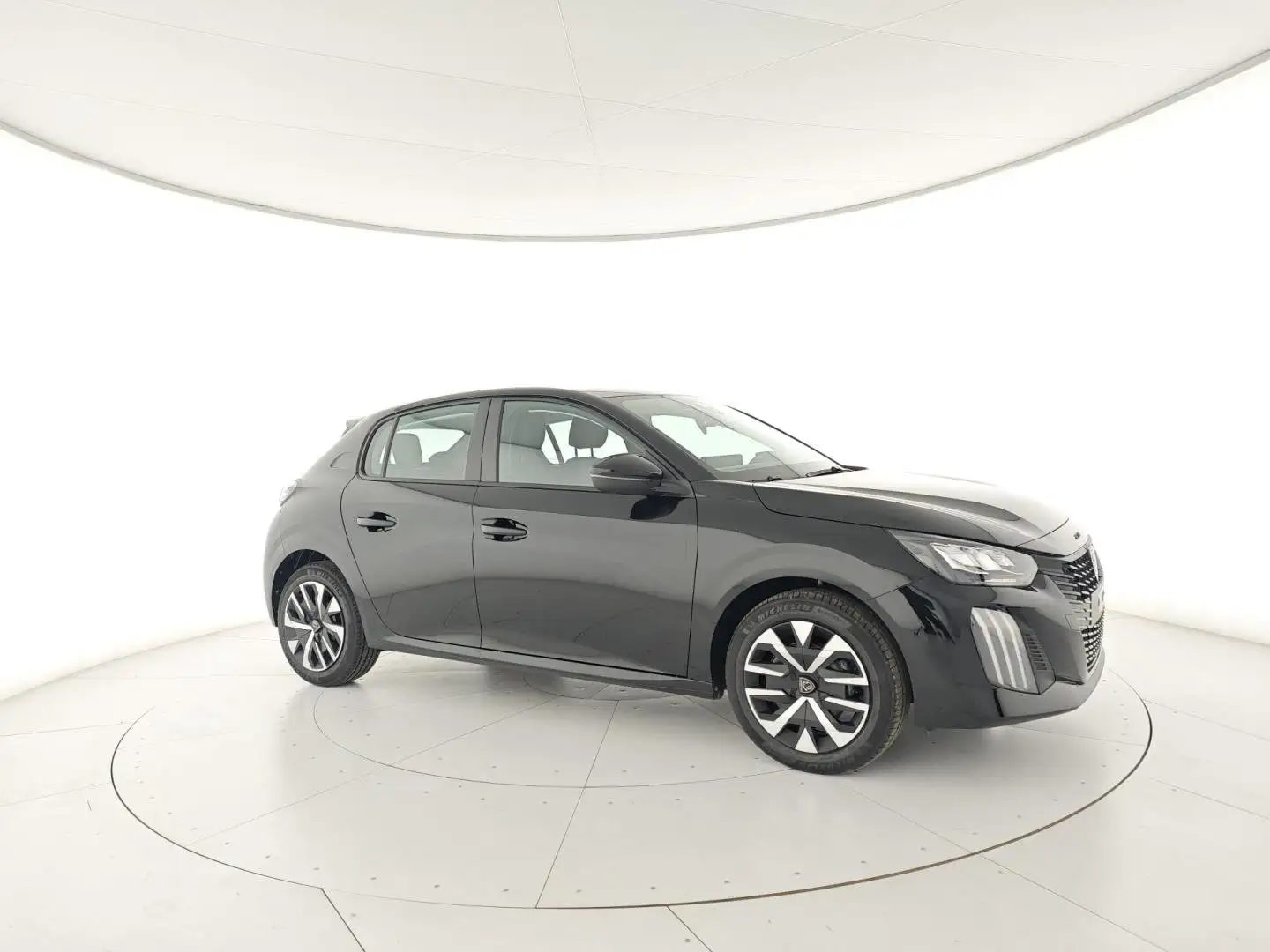 Peugeot 208 PureTech 75 Stop&Start 5 porte Active Nero - 1