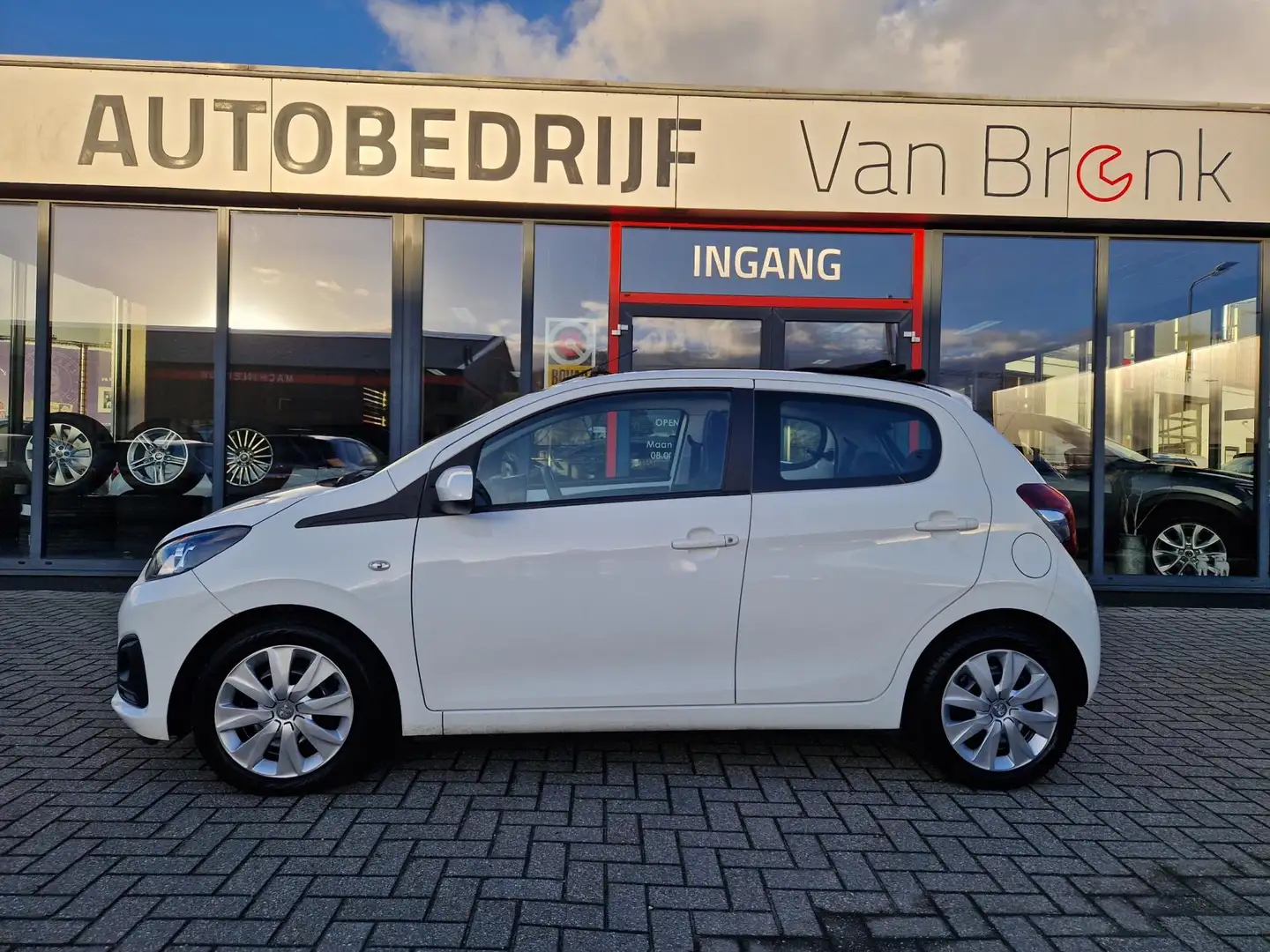 Peugeot 108 1.0 e-VTi Active TOP! | Schuif-Open dak | Bluetoot Wit - 2