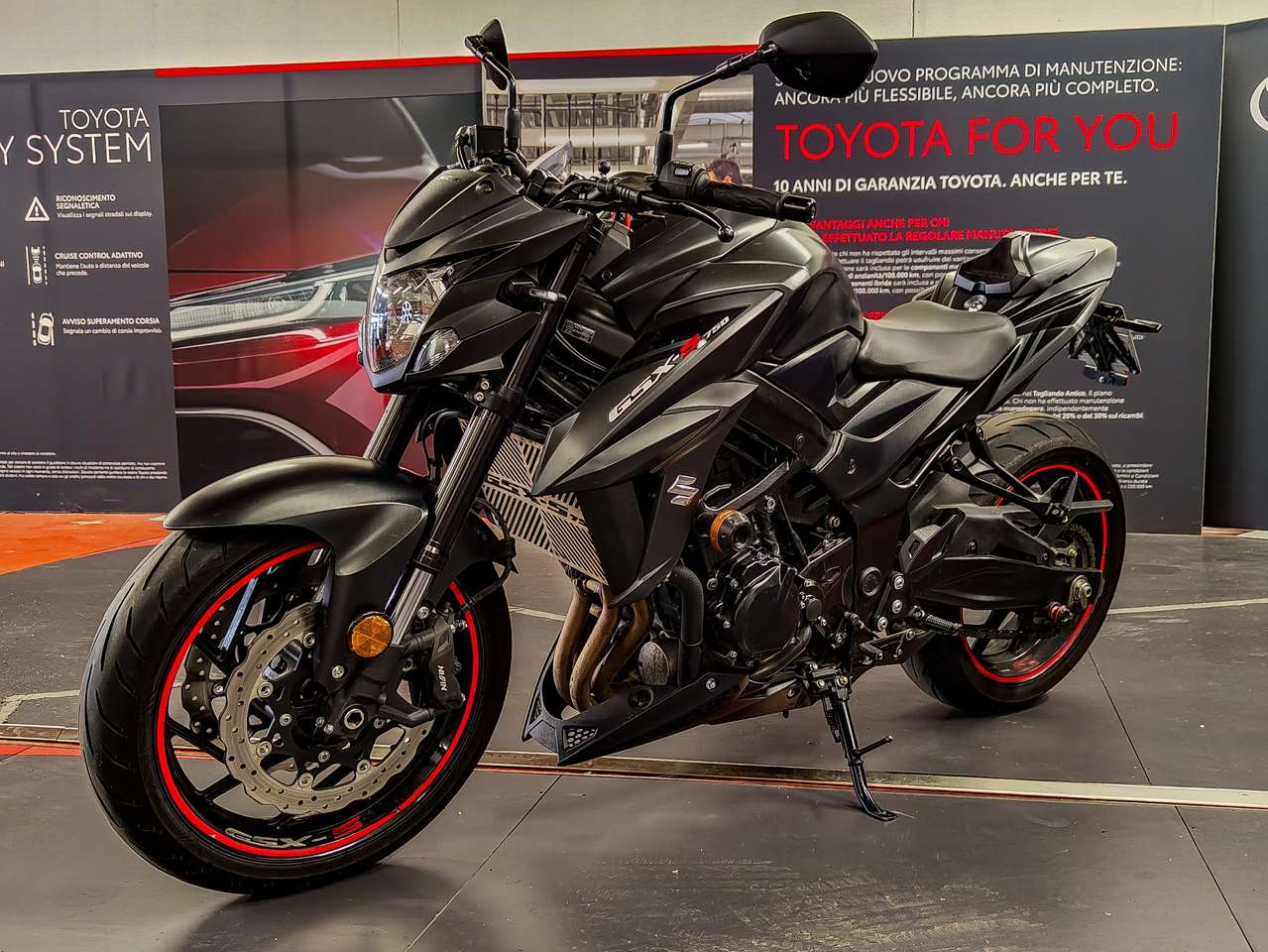 Suzuki GSX-S 750 Yugen ABS