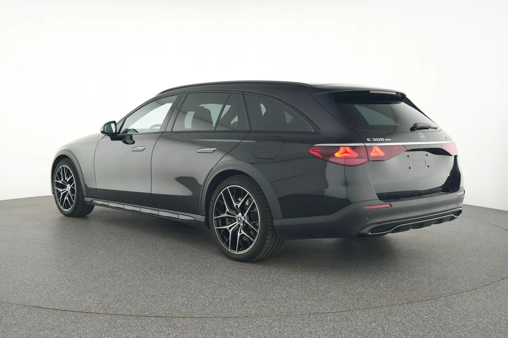 Mercedes-Benz E 300 de 4MATIC All-Terrain Break + PANO DAK + BURMESTER Noir - 2