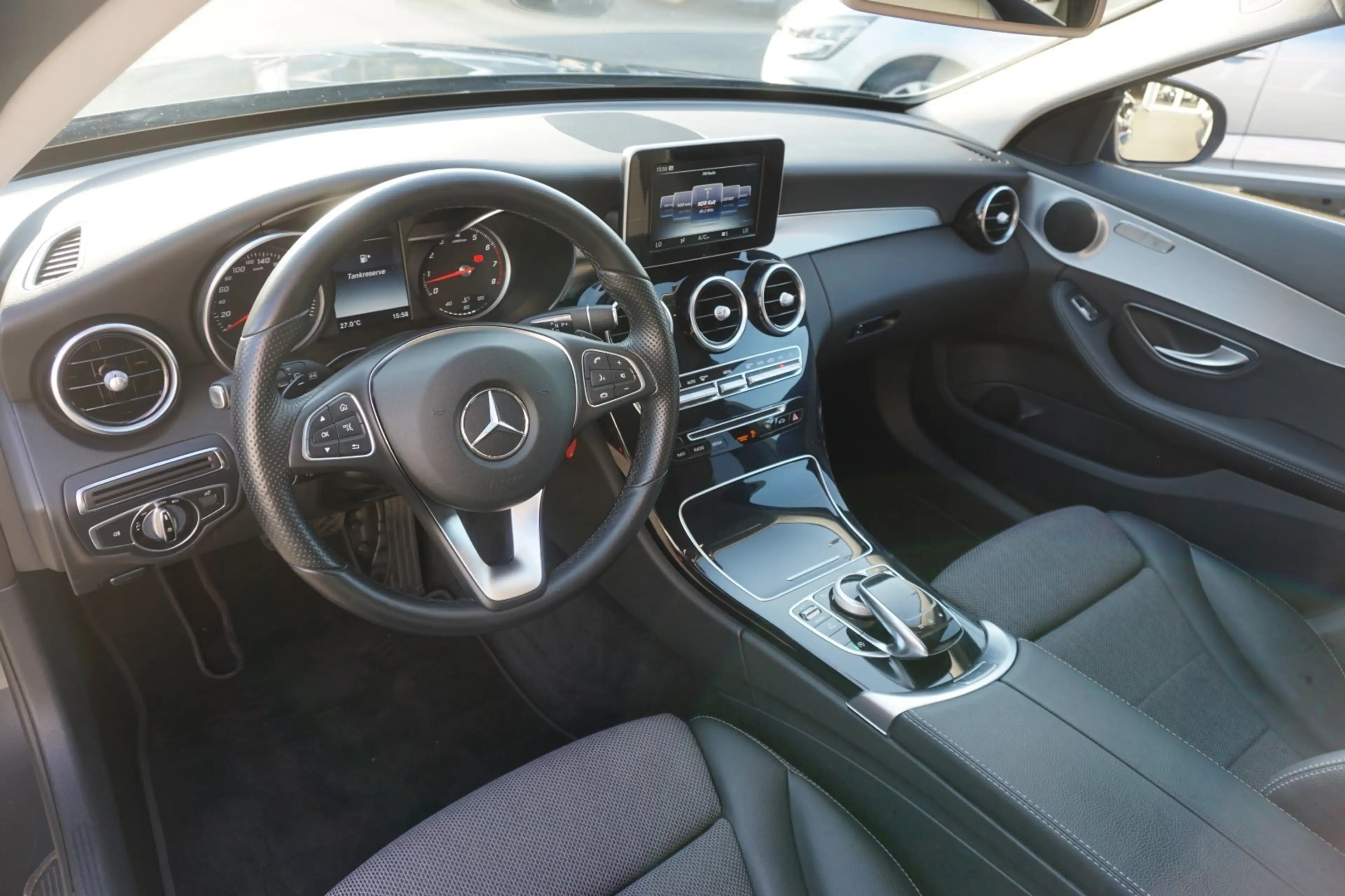Mercedes-Benz C 250 C250 T Avantgarde LED Navi el. Heckklappe PDC — photo 11