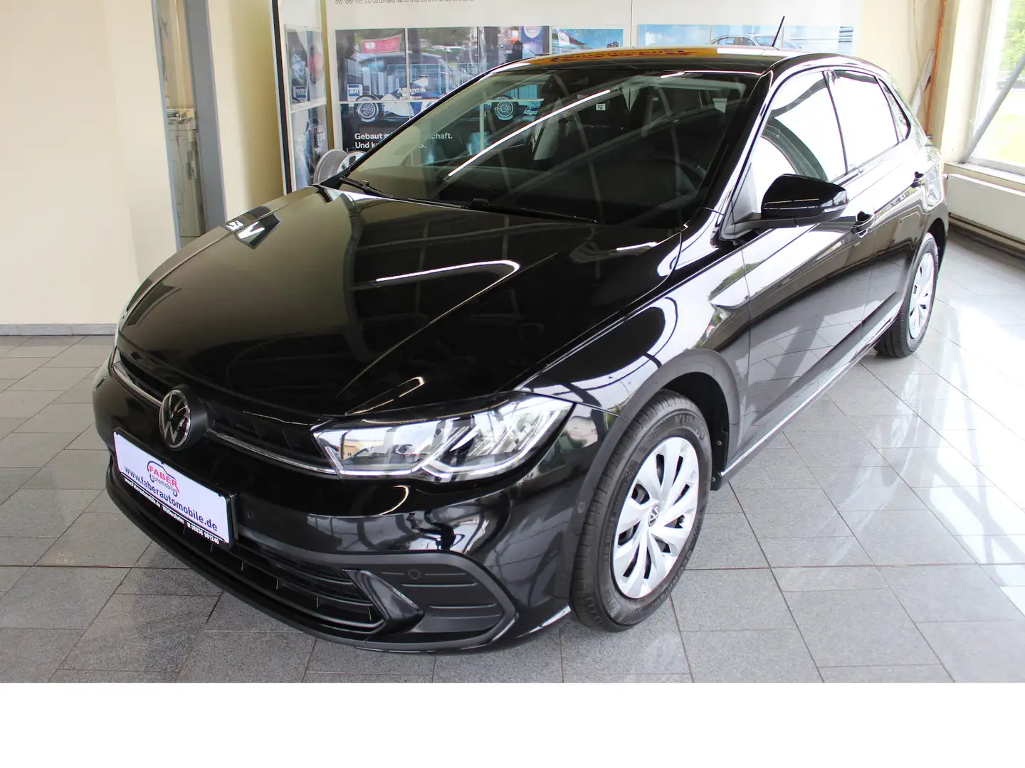Volkswagen Polo Life,Top-Ausstattung,Nur 7079 KM,Wie Neu Noir - 1