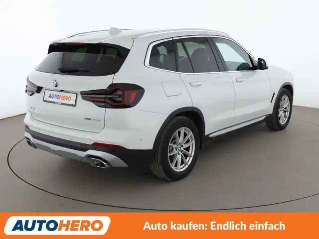 BMW X3 view 6