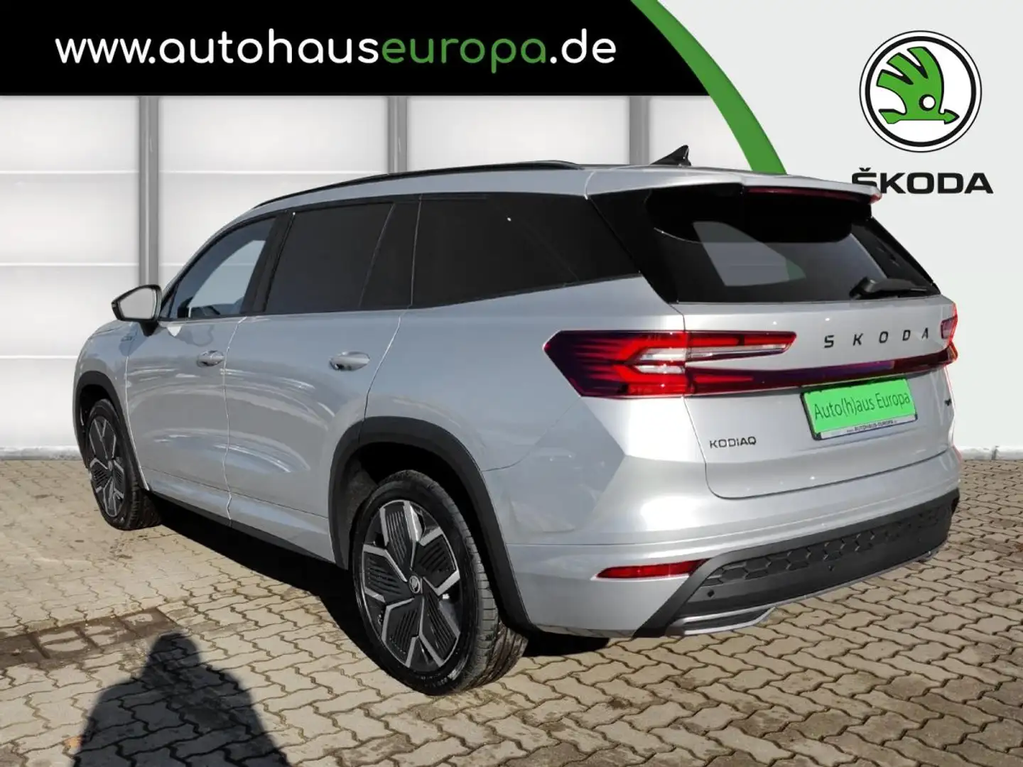 Skoda Kodiaq Sportline 2,0 TDI 142 kW 7-Gang-DSG 4x4 Silber - 2