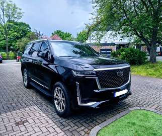 6.2 V8 AWD Premium Luxury
