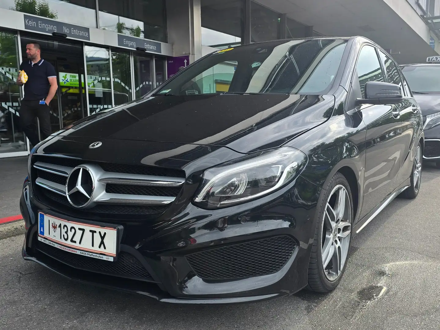 Mercedes-Benz B 200 d Aut. Schwarz - 2