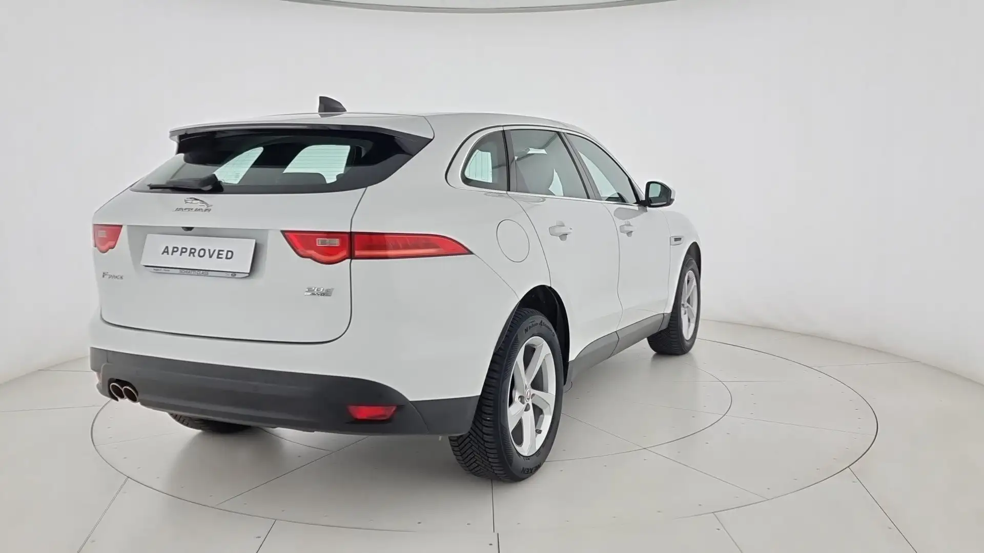 Jaguar F-Pace 2.0 D 180 CV AWD aut. Prestige N1 Autocarro Blanc - 2