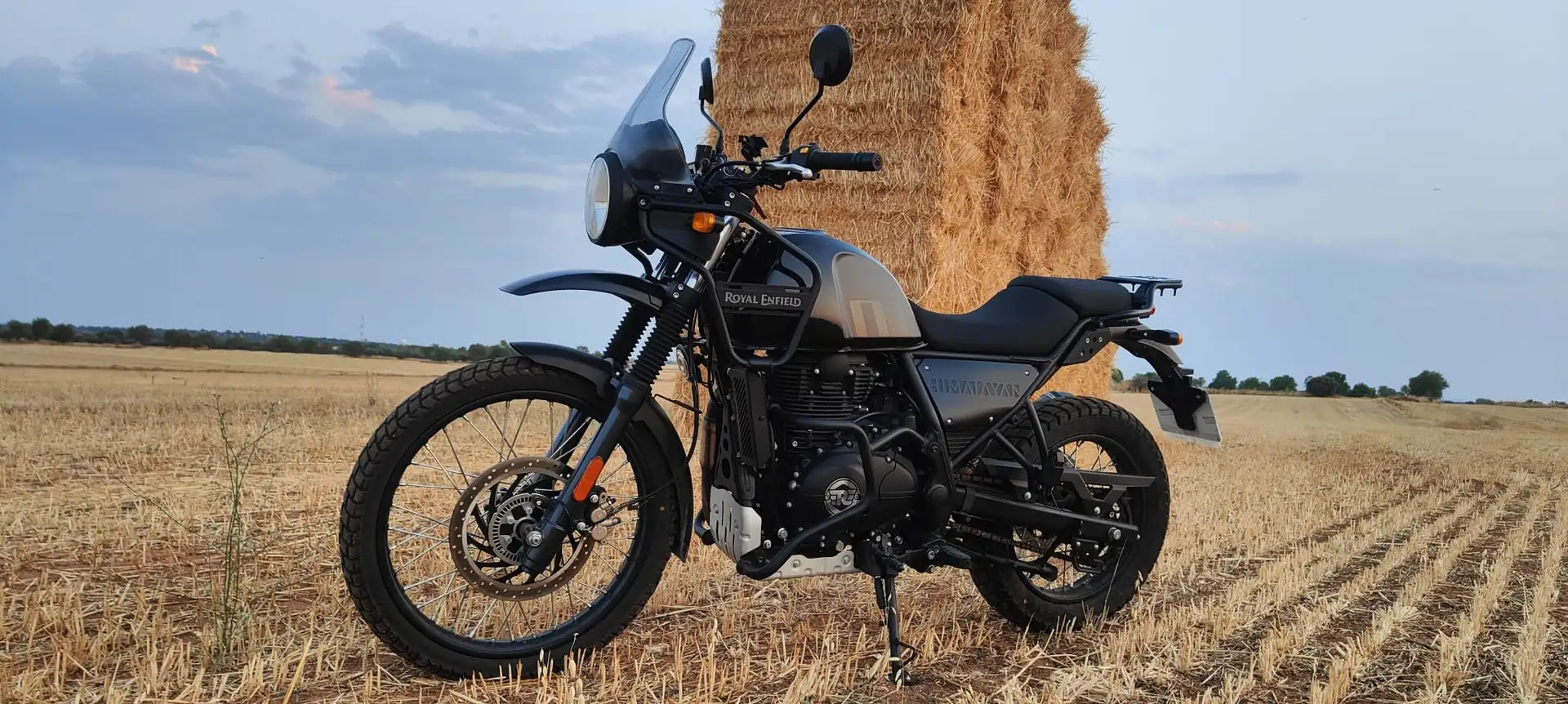 Royal Enfield Himalayan 411 2023 Negro - 1