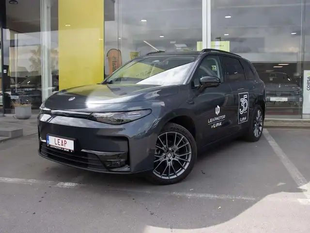 Leapmotor C10