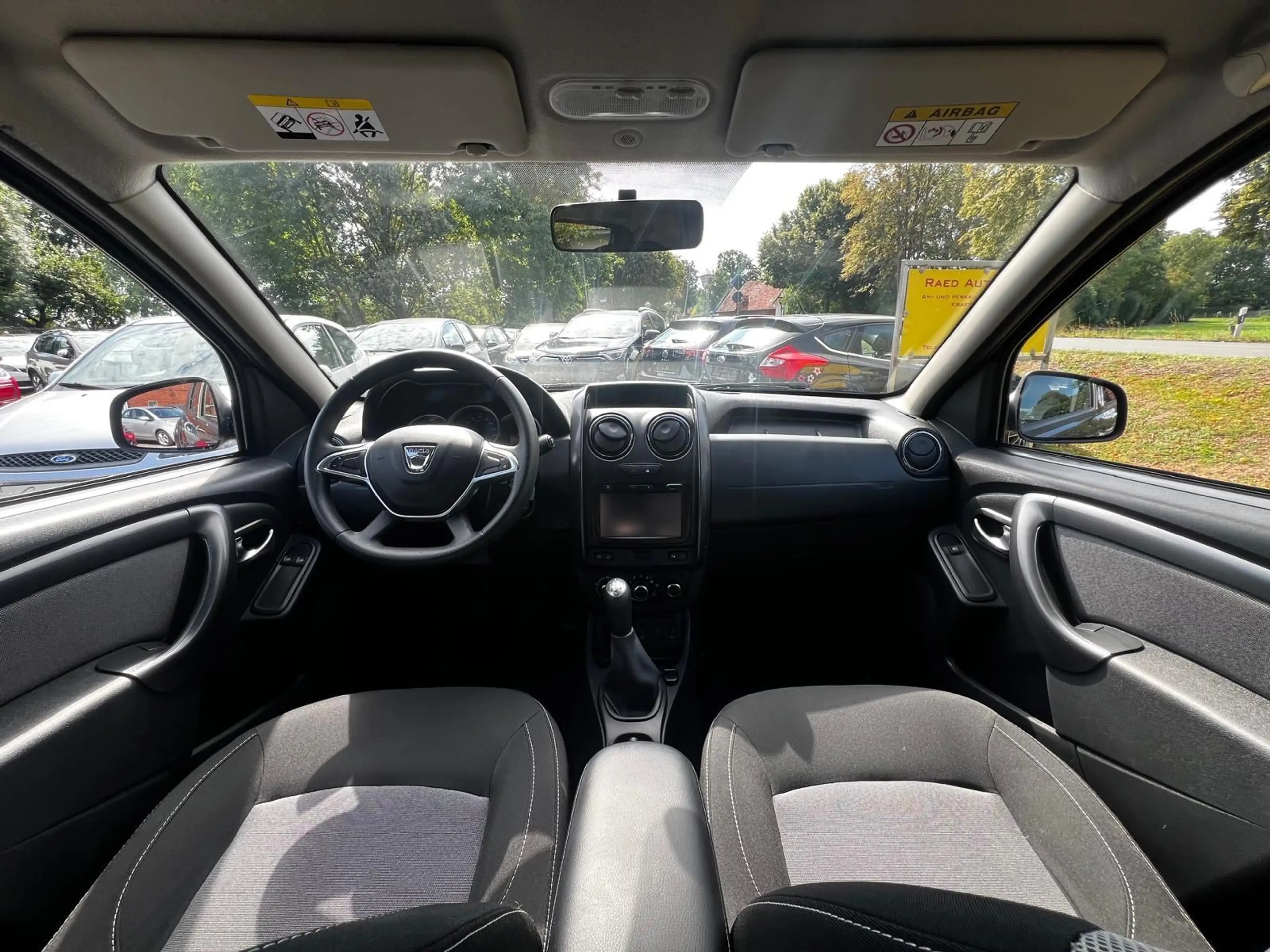 Dacia Duster 1.6 Laureate 4x2*76Tkm*1Hd*Garantie — photo 13