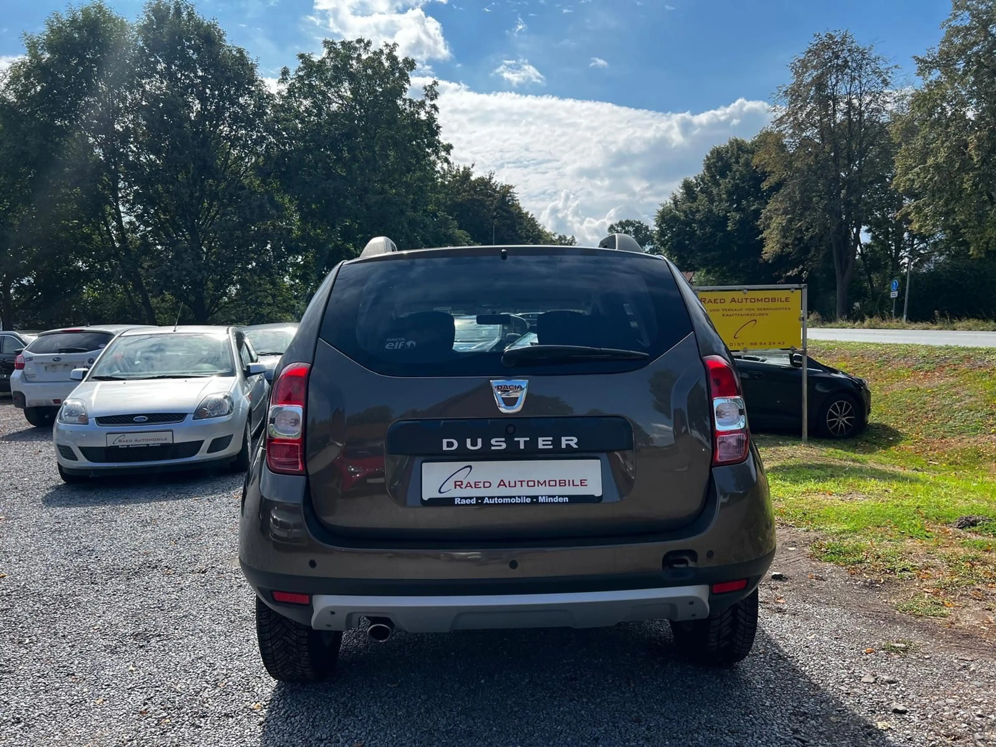 Dacia Duster 1.6 Laureate 4x2*76Tkm*1Hd*Garantie — photo 4