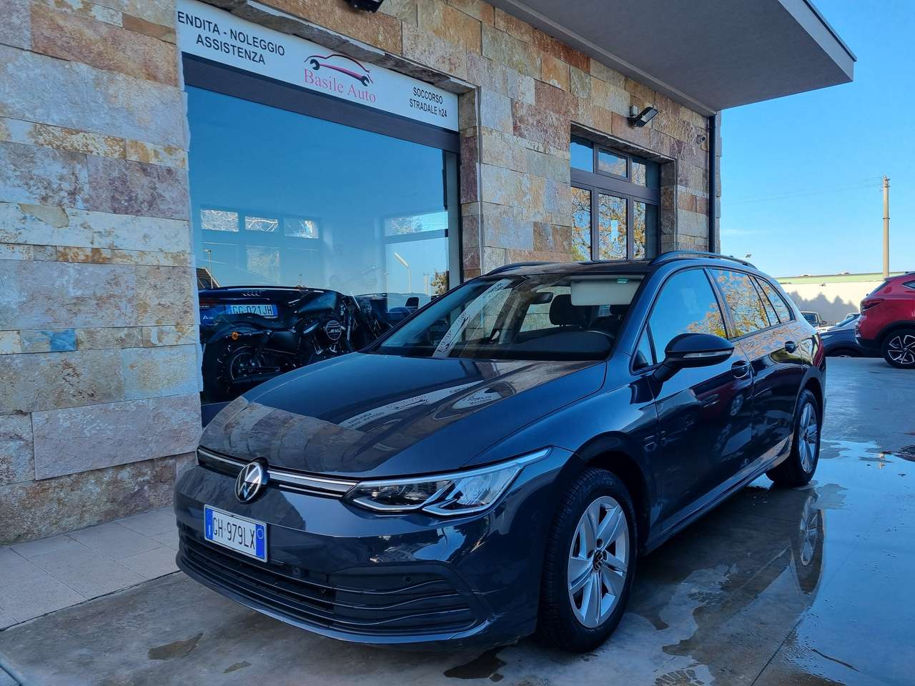 Volkswagen Golf Variant Golf VIII 2020 Variant 2.0 tdi Life 115cv