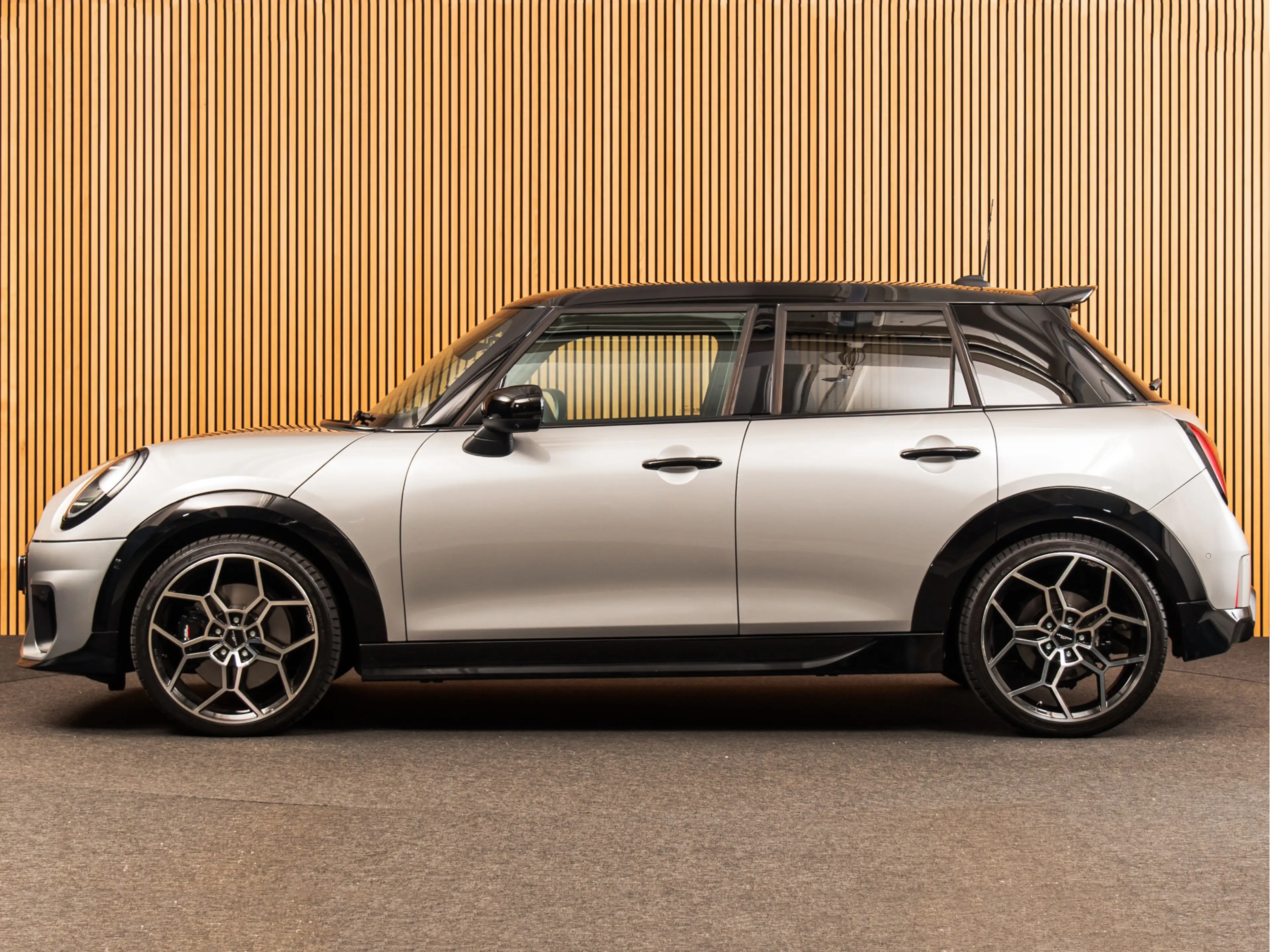 MINI Cooper S 5-Deurs 2.0 John Cooper Works XL JCW | XL | MASSAG — photo 2