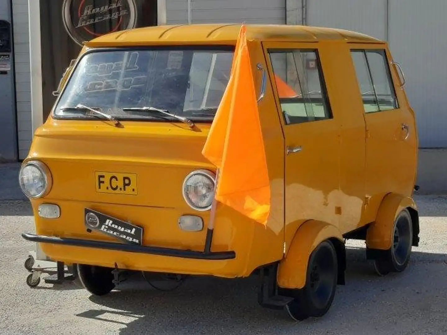 Fiat 500 DRAISINA MOTOCARRELLO NUMERO 24 SU 50 PRODOTTE Jaune - 1