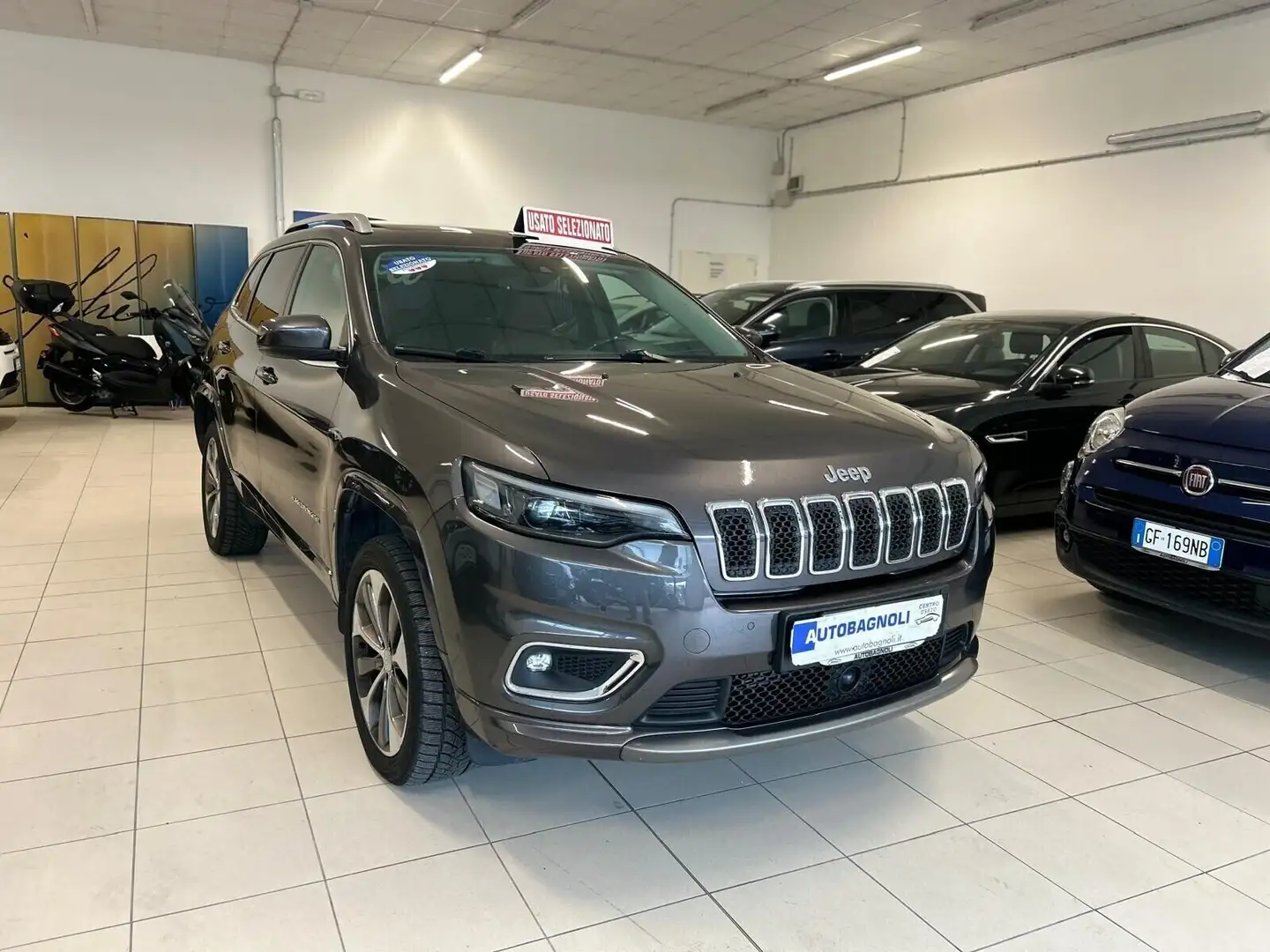 Jeep Cherokee OVERLAND 2.2 Mjt AWD Active Drive I Gris - 2