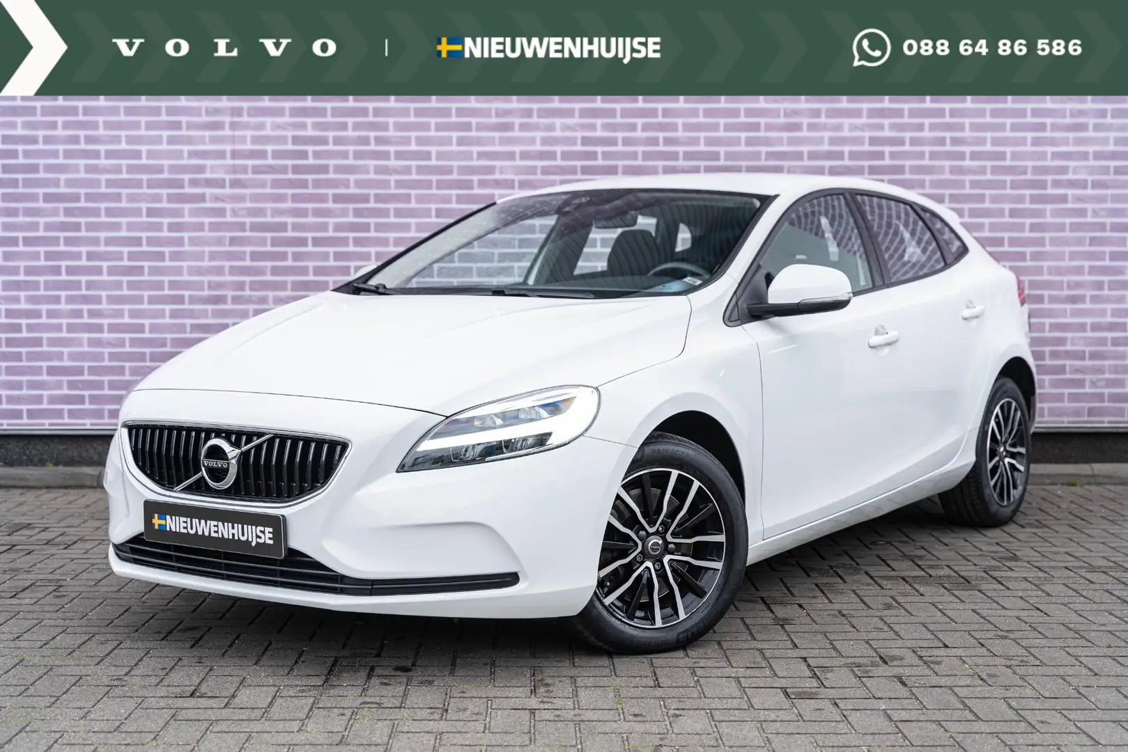 Volvo V40 T2 Polar+ Automaat | Navi | Stoelverwarming | Park Wit - 1