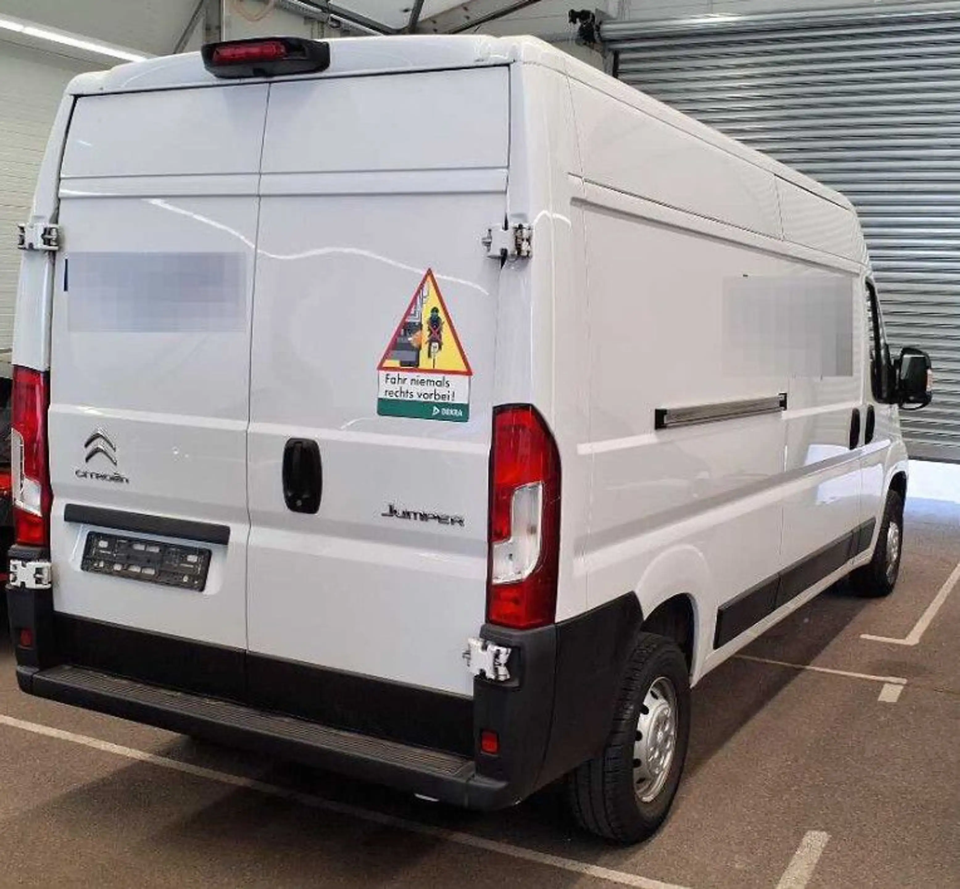 Citroen Jumper Grossraumkasten 35 L3H2 Club BlueHDi 140 — photo 4