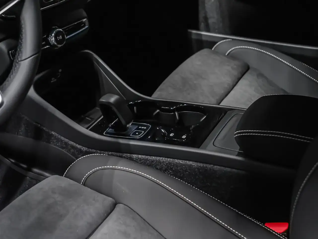 Volvo XC40 снимка Volvo XC40