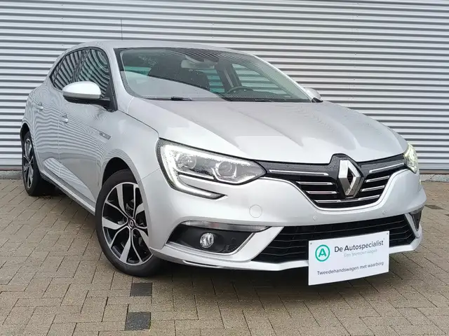 Renault Megane Megane TCe 140 EDC BOSE - NIEUWE DISTRIBUTIERIEM