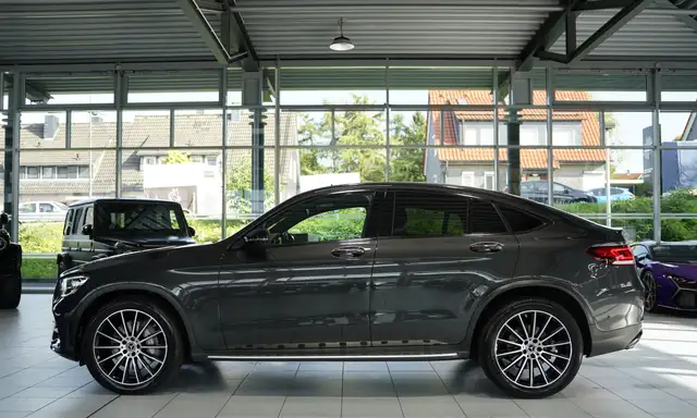 Mercedes-Benz GLC view 10