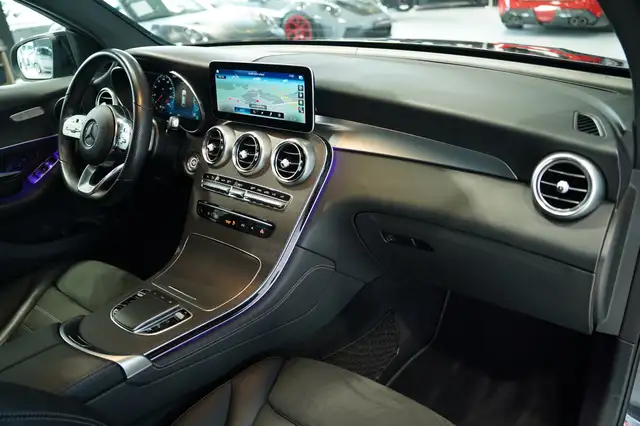 Mercedes-Benz GLC view 15