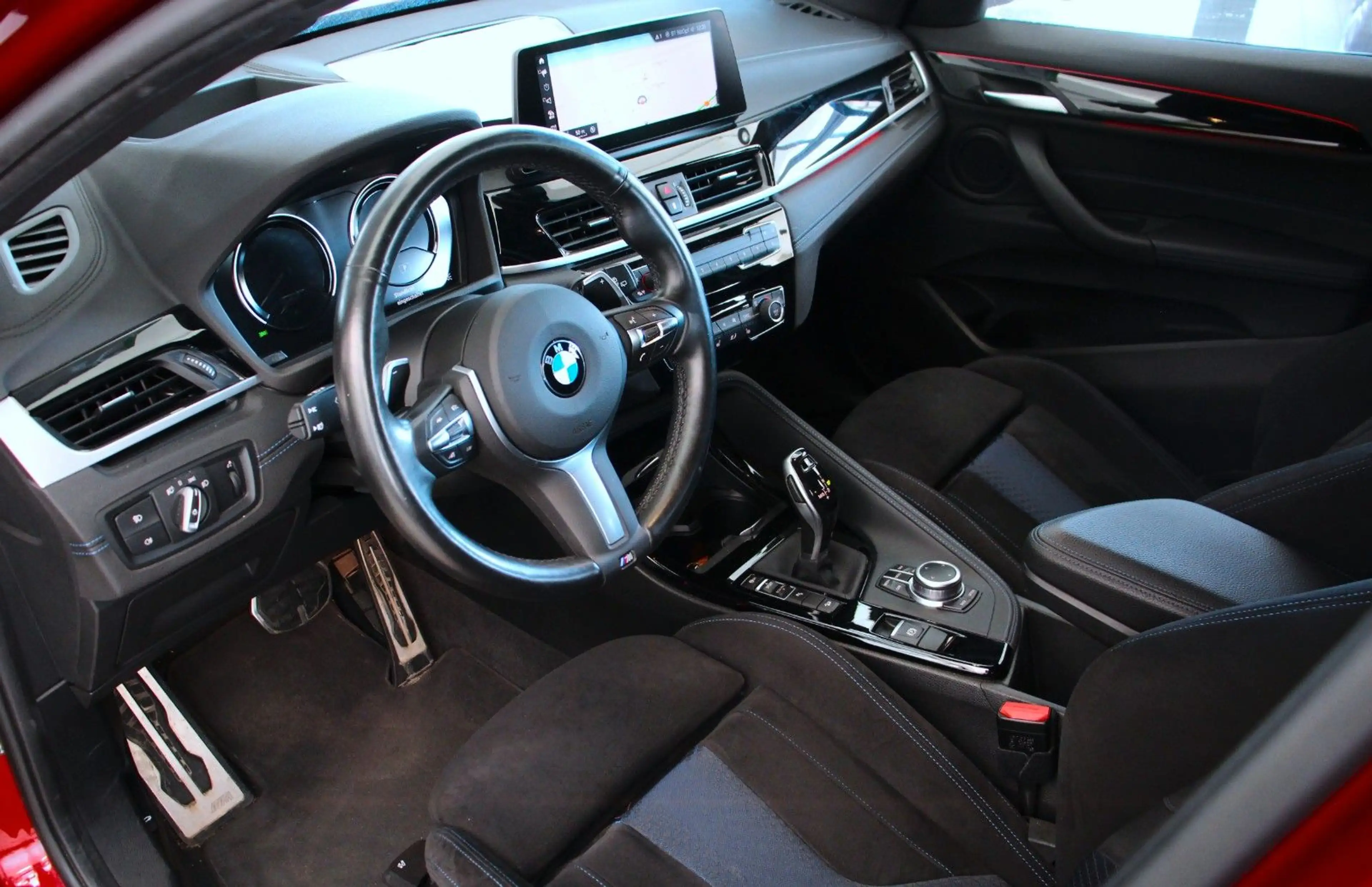BMW X2 xDrive M35i (F39)*LED*ACC*KAM*HUD*NaviPlus — photo 11