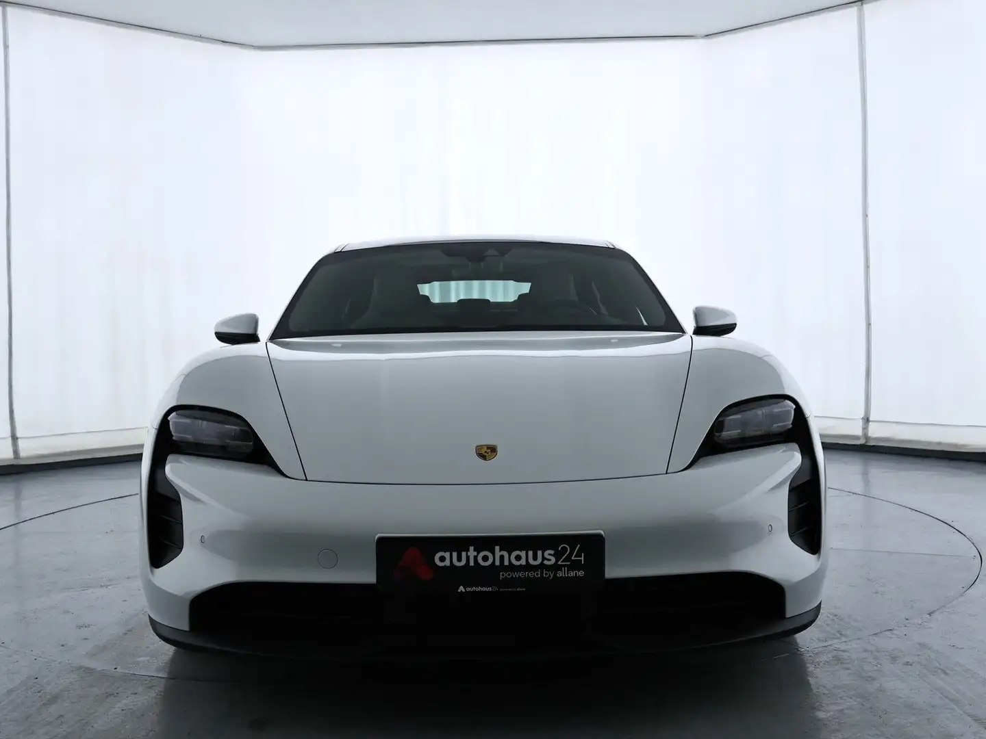 Porsche Taycan Plus Navi|HUD|Bose|Pano|Sitzhzg. Weiß - 2