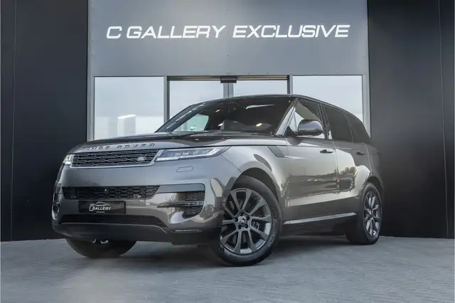 Land Rover Range Rover Sport view 3