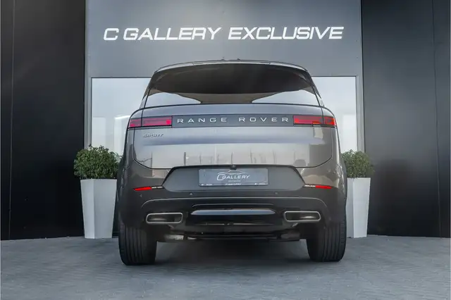 Land Rover Range Rover Sport view 6