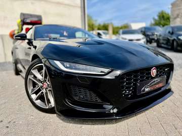 Cabriolet 2.0 i4 P300 R-Dynamic