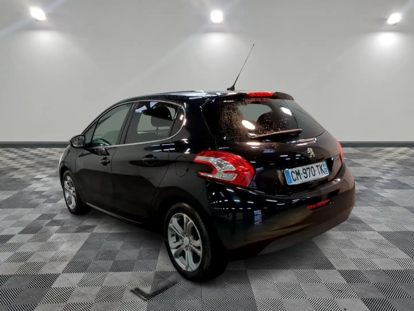 Peugeot 208 208 1.2 VTi 82ch BVM5 Allure Noir - 2