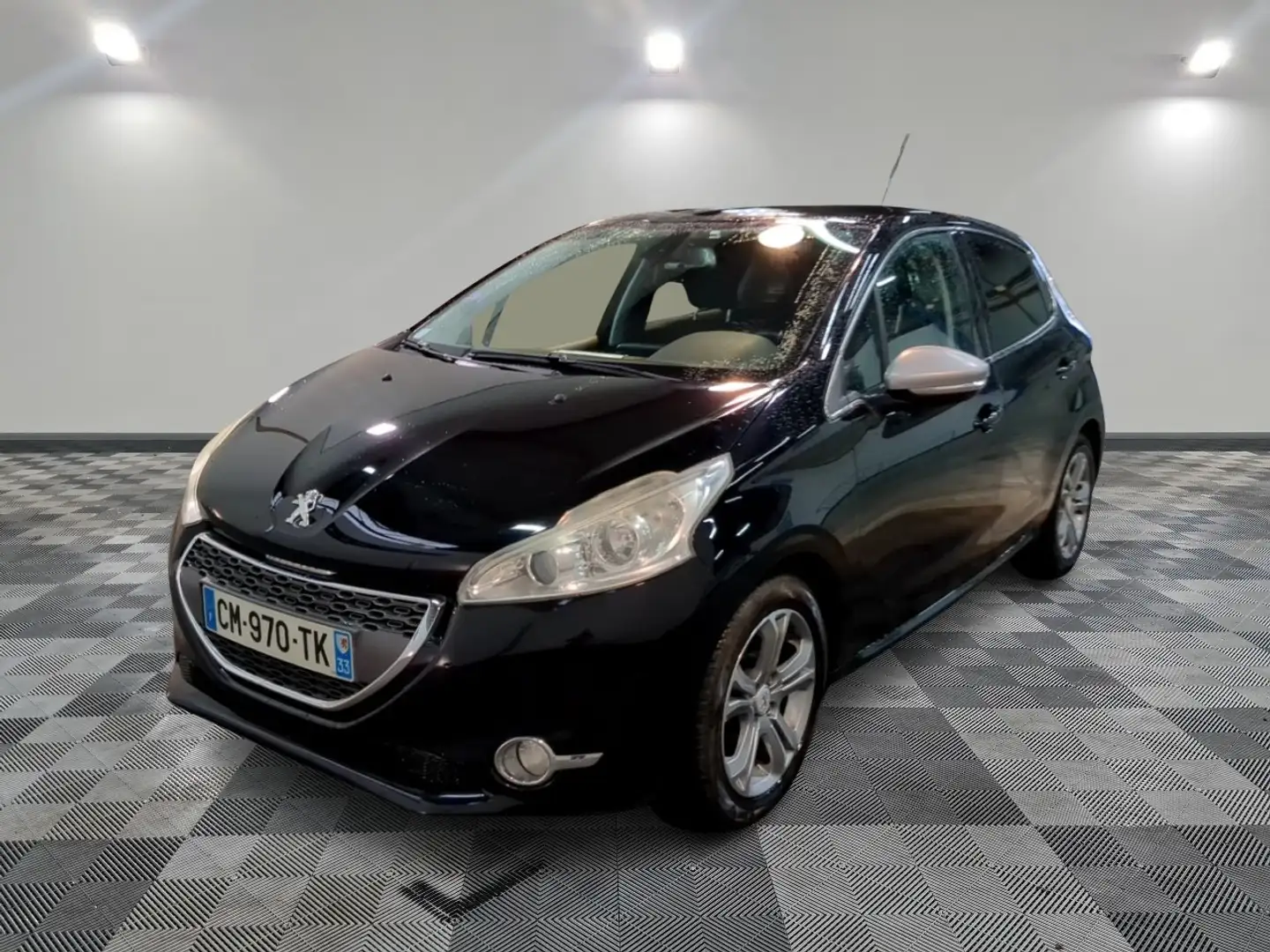 Peugeot 208 208 1.2 VTi 82ch BVM5 Allure Noir - 1