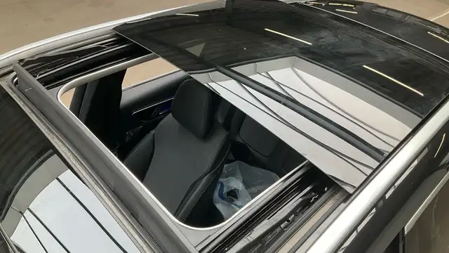 Mercedes-Benz GLC view 7