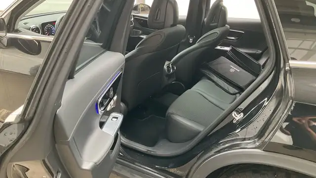 Mercedes-Benz GLC view 15