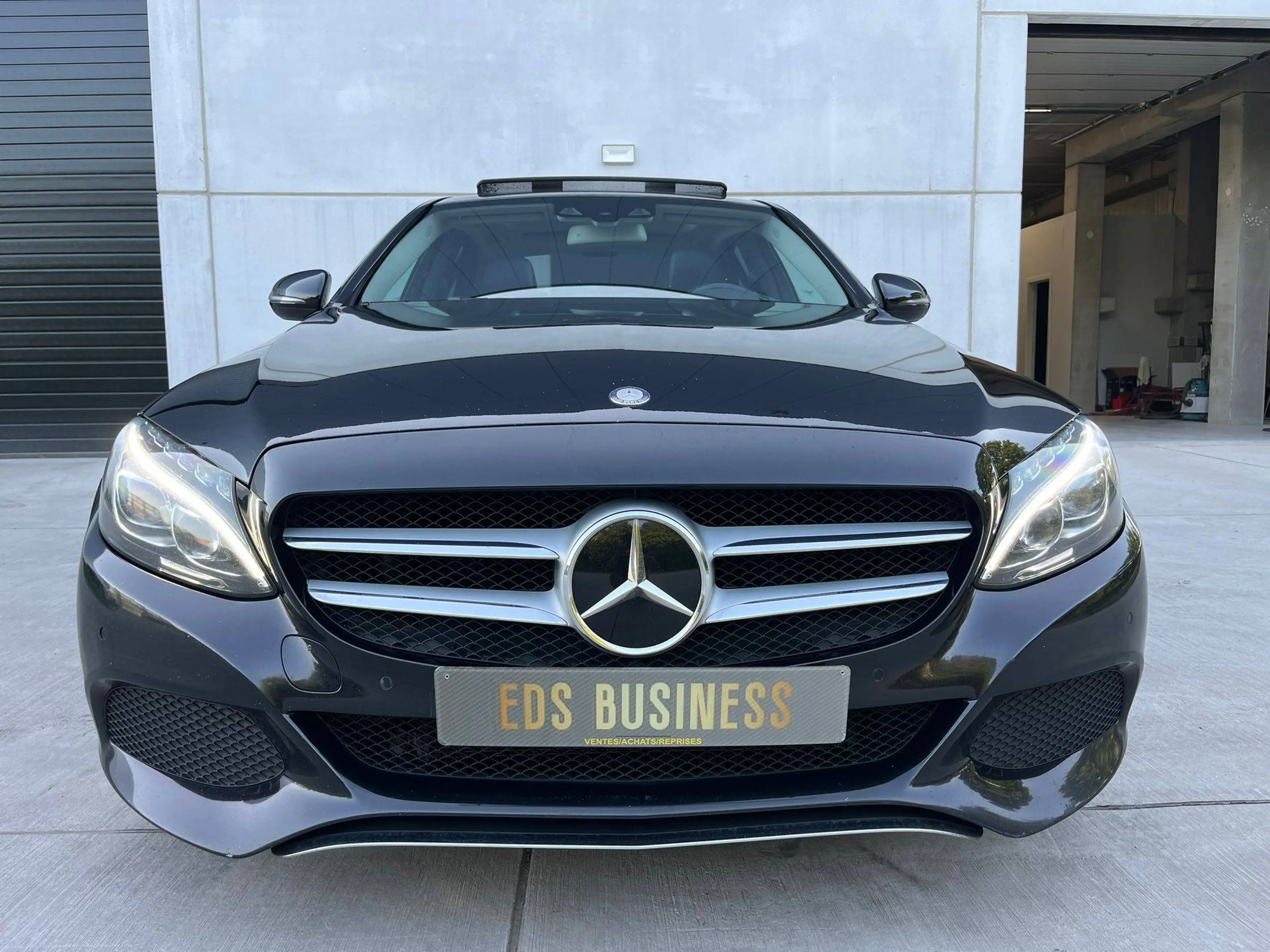 Mercedes-Benz C 350 C 350 e Plug-In Hybrid — photo 2