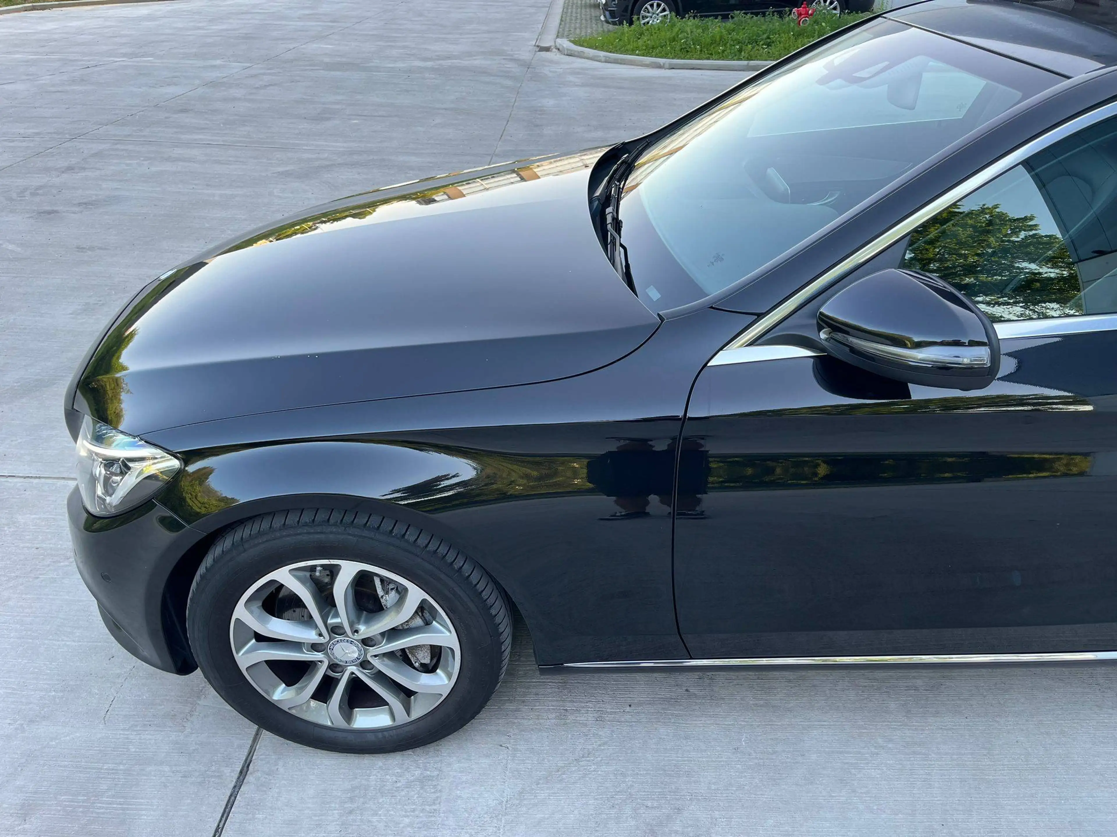 Mercedes-Benz C 350 C 350 e Plug-In Hybrid — photo 4
