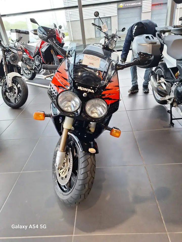 Honda CBR 900