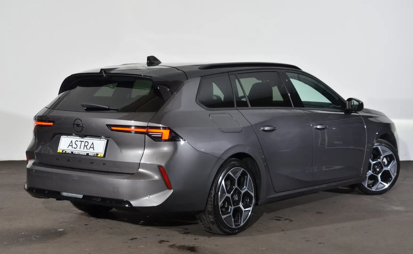 Opel Astra Astra ST 1,2 Turbo GS Gris - 2