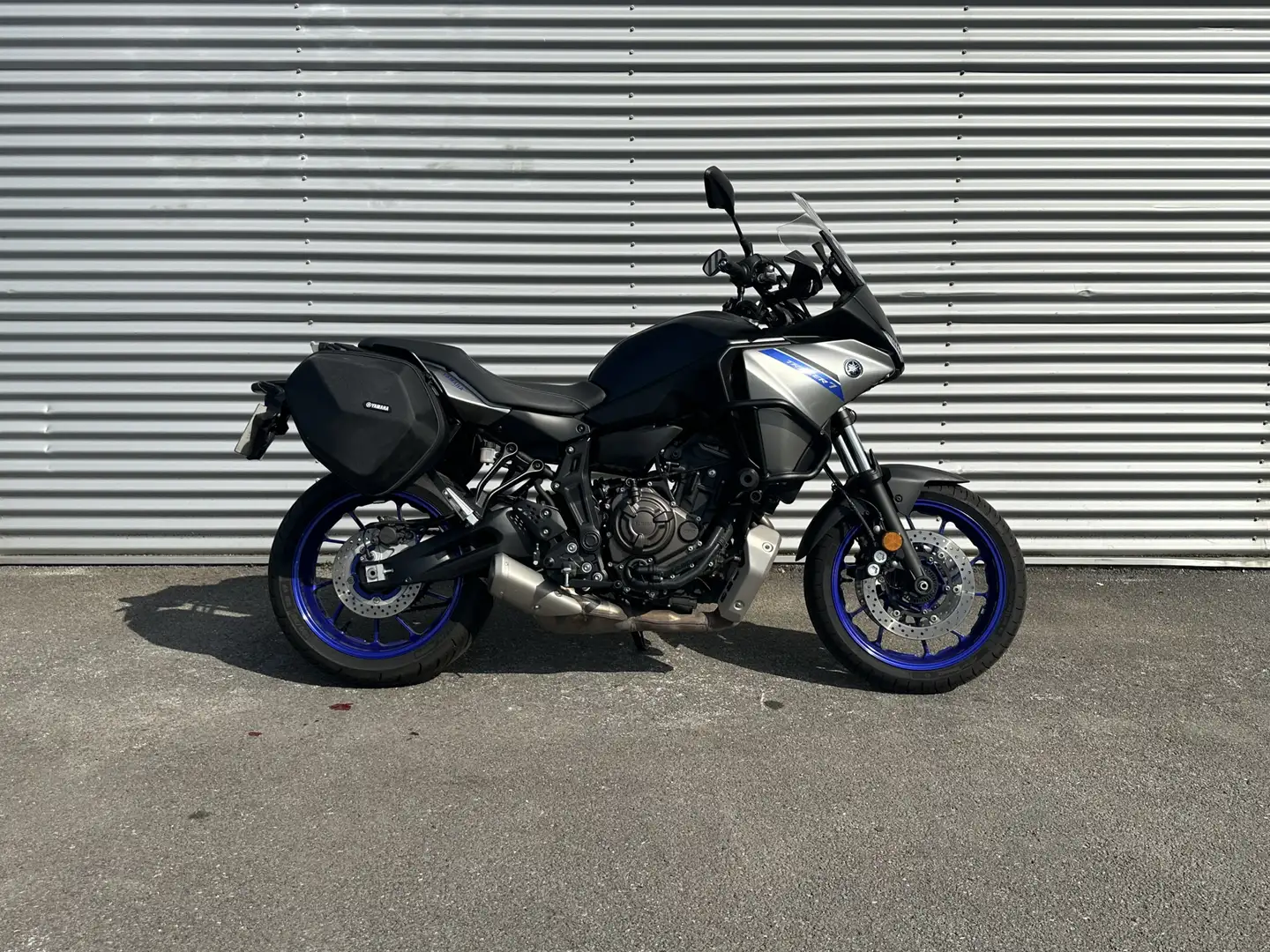 Yamaha Tracer 7 Gris - 1